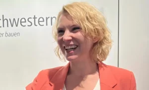Linda Wiese – Leitung Bauen & Immobilien bei Reguvis Fachmedien. Vom Mentoring zur Speakerin: „Ich bin der Beweis, dass die Besser-als-Marketing-Methode wirkt.“